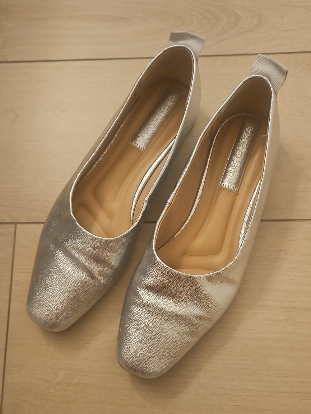 Franco Sarto Ballet Slippers 8.5 Silver Flats